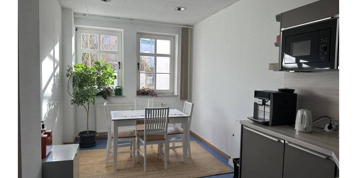 Gewerbeobjekt Eisenach - 3 Zimmer, 107 m&sup2;, 857&euro; | Angebot:26358742
