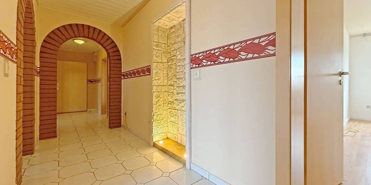 Etagenwohnung Lüchow (Wendland) Lüchow - 4 Zimmer, 104 m&sup2;, 930&euro; | Angebot:26246579