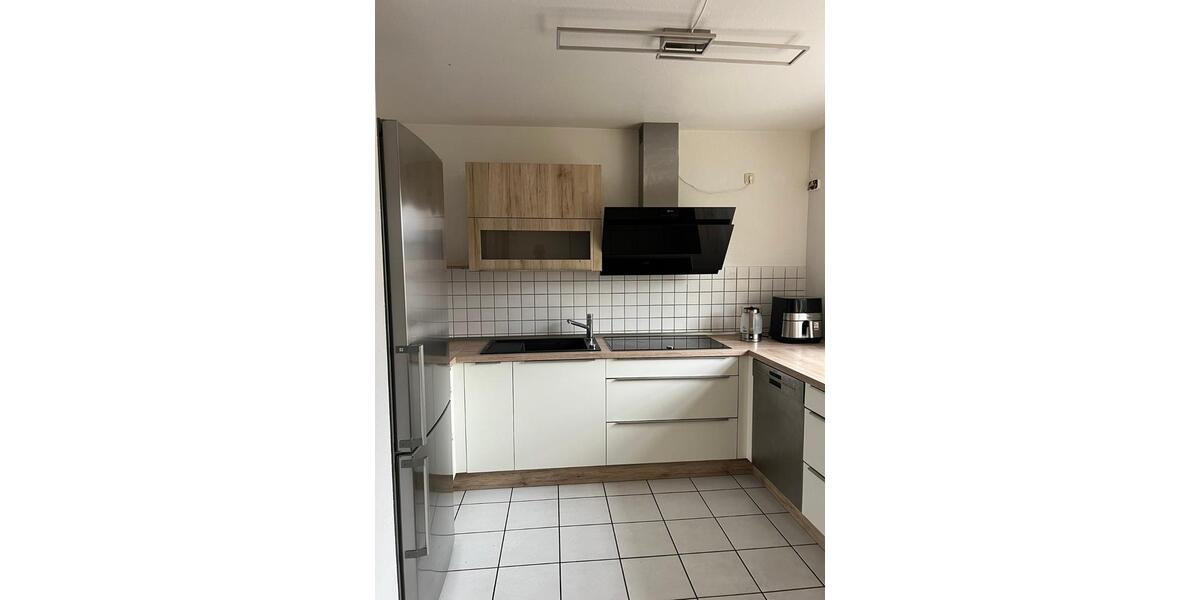 Etagenwohnung Mönchengladbach Süd - 4 Zimmer, 115 m&sup2;, 270.000&euro; | Angebot:26398013