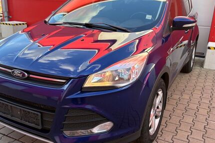 Ford Kuga 162.000 km 5.950 &euro; Gotha 99867