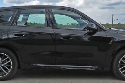 BMW iX1 25.000 km 40.700 &euro; Baierbrunn 82065