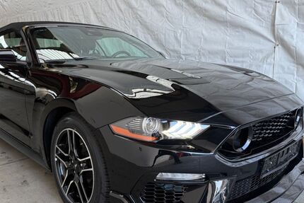 Ford Mustang 38.000 km 28.890 &euro; Düsseldorf 40589