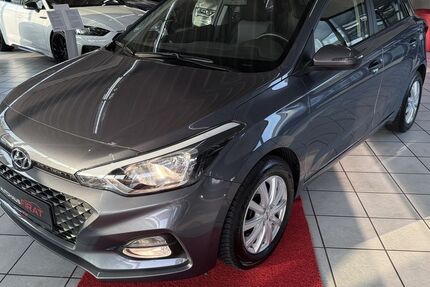 Hyundai i20 42.921 km 13.849 € Erftstadt / Köln 50374