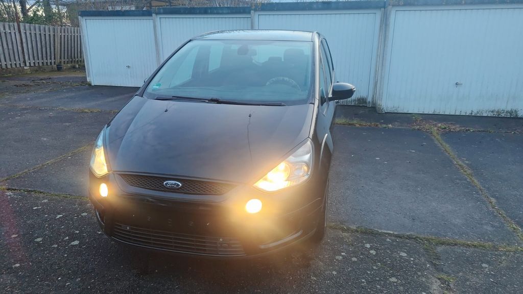 Ford S-Max 196.450 km 3.490 &euro; Warburg 34414