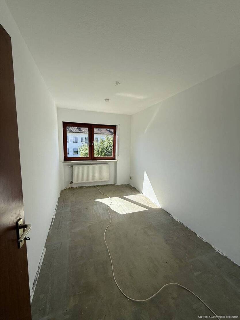 Doppelhaushälfte für eine junge Familie, ruhig gelegen nähe Aischpark Center 4 zimmer