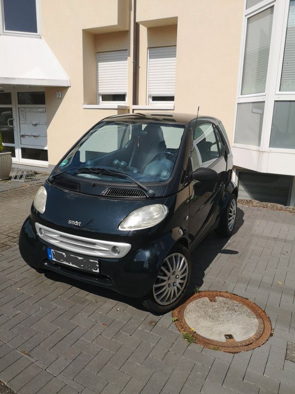 Smart ForTwo 85.600 km 1.250 € Braubach 56883