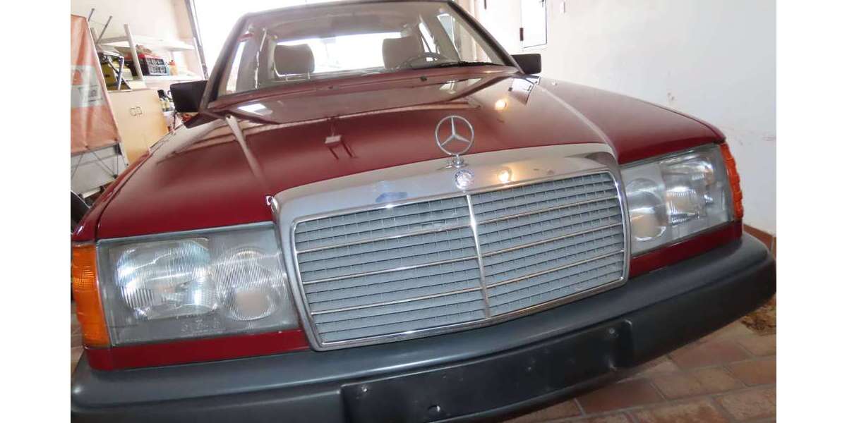 Mercedes-Benz 250 243.682 km 6.500 &euro; Wackersdorf 92442
