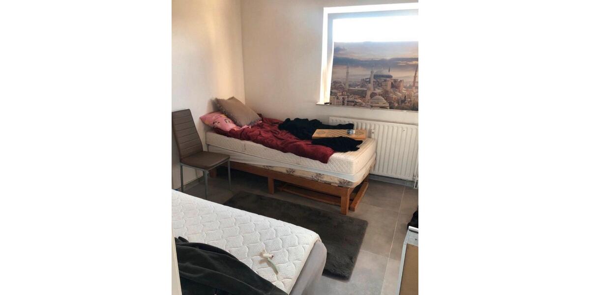 Dachgeschoßwohnung Düren - 5 Zimmer, 90 m&sup2;, 165.000&euro; | Angebot:25576402