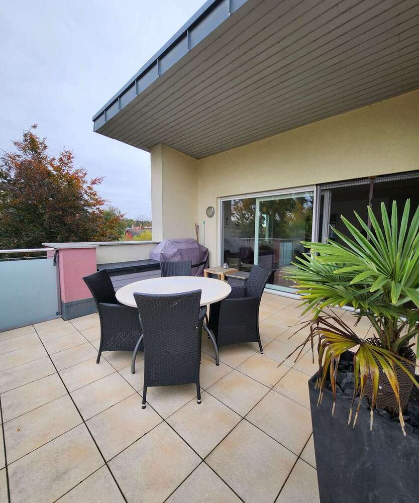 Wohnung zum Mieten in Sinsheim 1.600 € 163 m² 4 zimmer