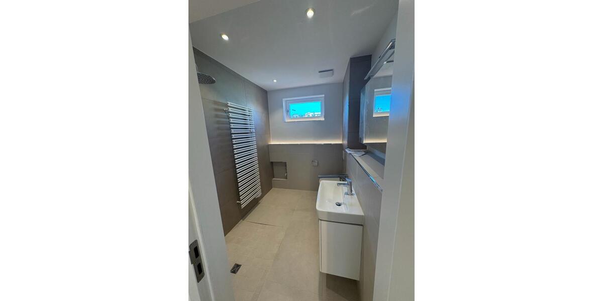 Etagenwohnung Cottbus - 3 Zimmer, 88 m&sup2;, 1.056&euro; | Angebot:26620748