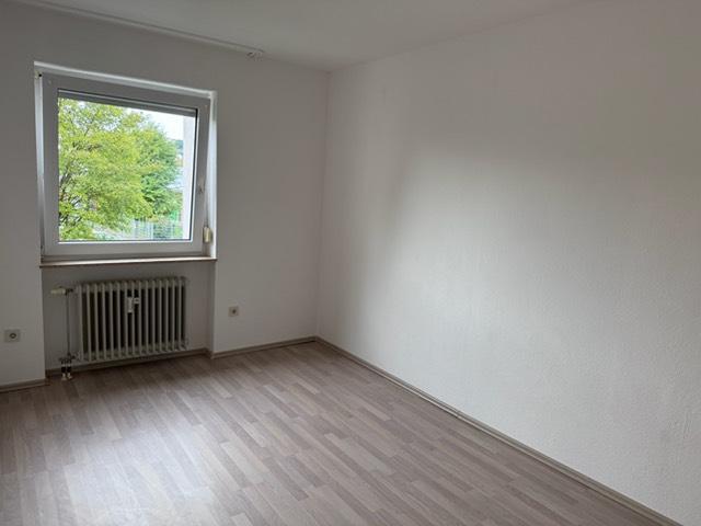 Etagenwohnung Estenfeld - 3 Zimmer, 75 m&sup2;, 960&euro; | Angebot:26706064