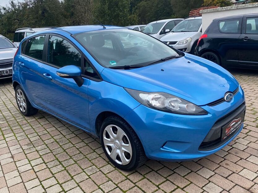 Ford Fiesta 137.400 km 3.999 € Haiterbach 72221