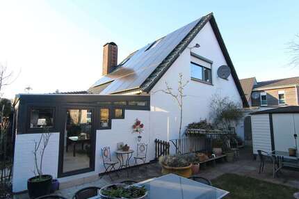 Haus zum Kaufen in Kiel 595.000 € 133 m²