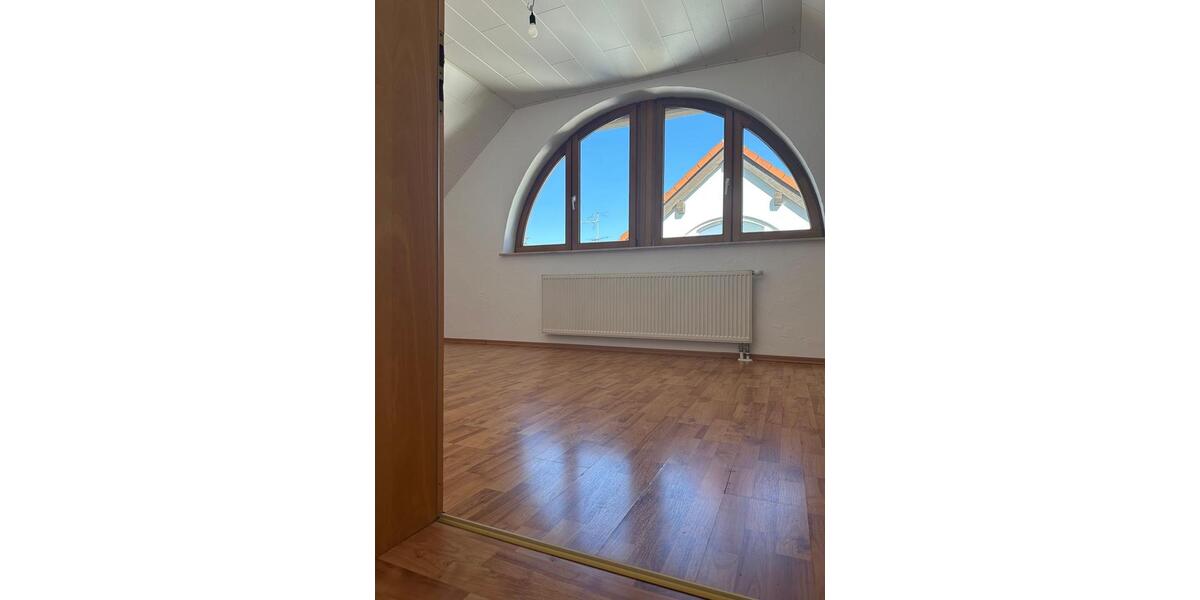 Maisonettenwohnung Linden - 3.5 Zimmer, 109 m&sup2;, 319.000&euro; | Angebot:26590137