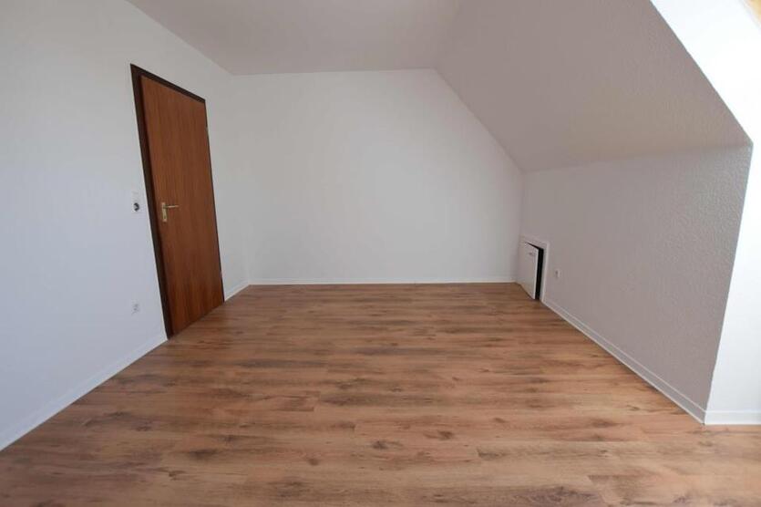 ***2 ZKB Balkon im Zentrum***Öffentlich gefördert***mit Wohnberechtigungsschein*** zimmer