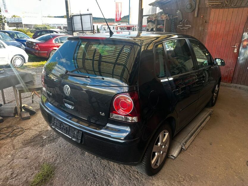 VW Polo 160.000 km 2.800 € Jena 07751