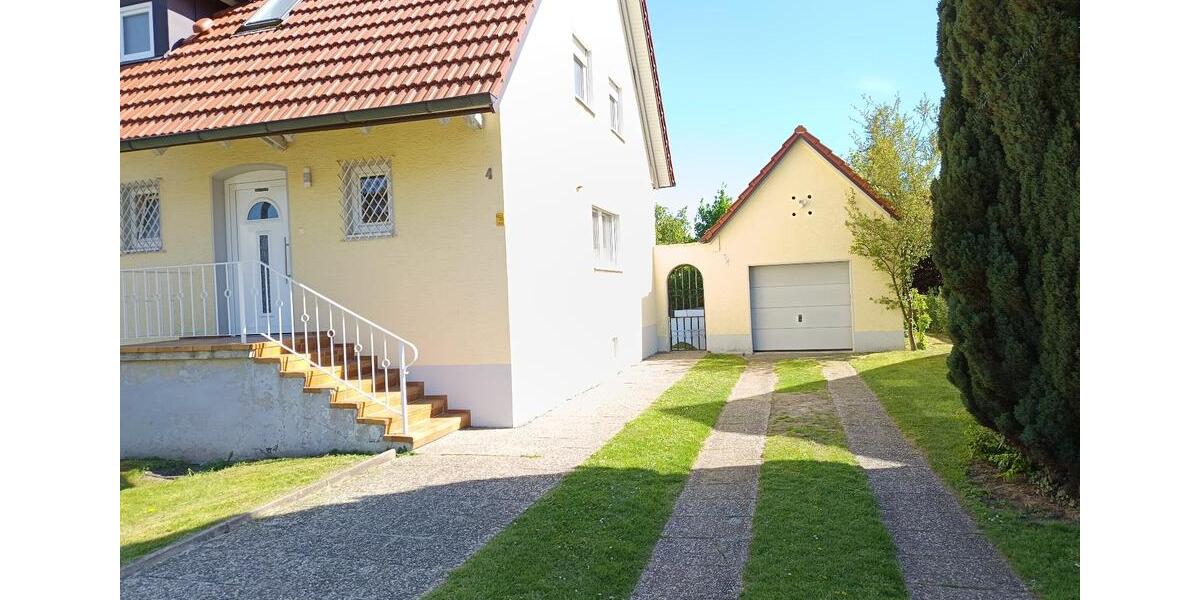 Einfamilienhaus Landau an der Isar - 6 Zimmer, 150 m&sup2;, 1.480&euro; | Angebot:26432104