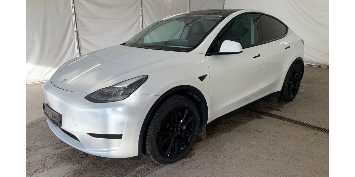 Tesla Model Y 34.956 km 36.450 &euro; Steinbach-Hallenberg OT Herges-Hallenberg 98587