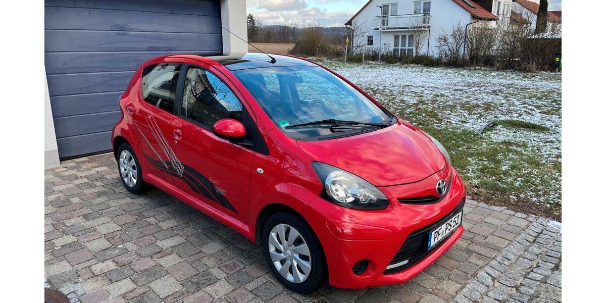 Toyota Aygo (X) 150.400 km 3.250 &euro; Illingen 75428