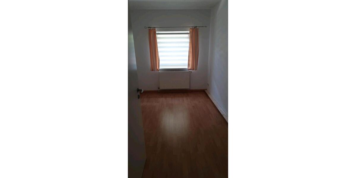 98 Quadratmeter Mietfläche zum Teilen Psychologe, Physiologie us zimmer