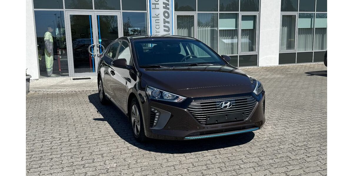 Hyundai IONIQ 26.000 km 14.900 &euro; Wolfsburg 38444