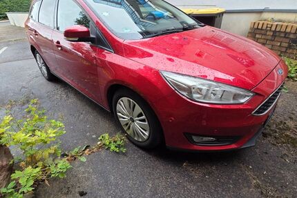 Ford Focus 151.000 km 5.999 &euro; Tauberbischofsheim 97941
