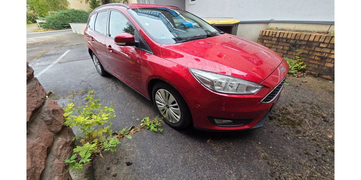 Ford Focus 151.000 km 5.999 &euro; Tauberbischofsheim 97941