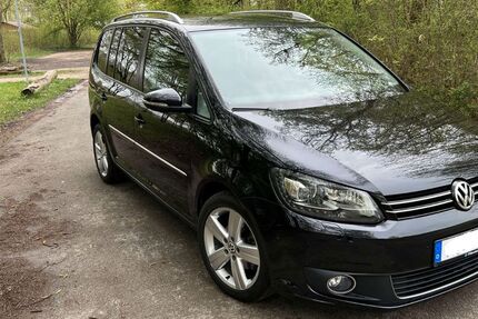VW Touran 118.000 km 8.390 &euro; Nürnberg 90431