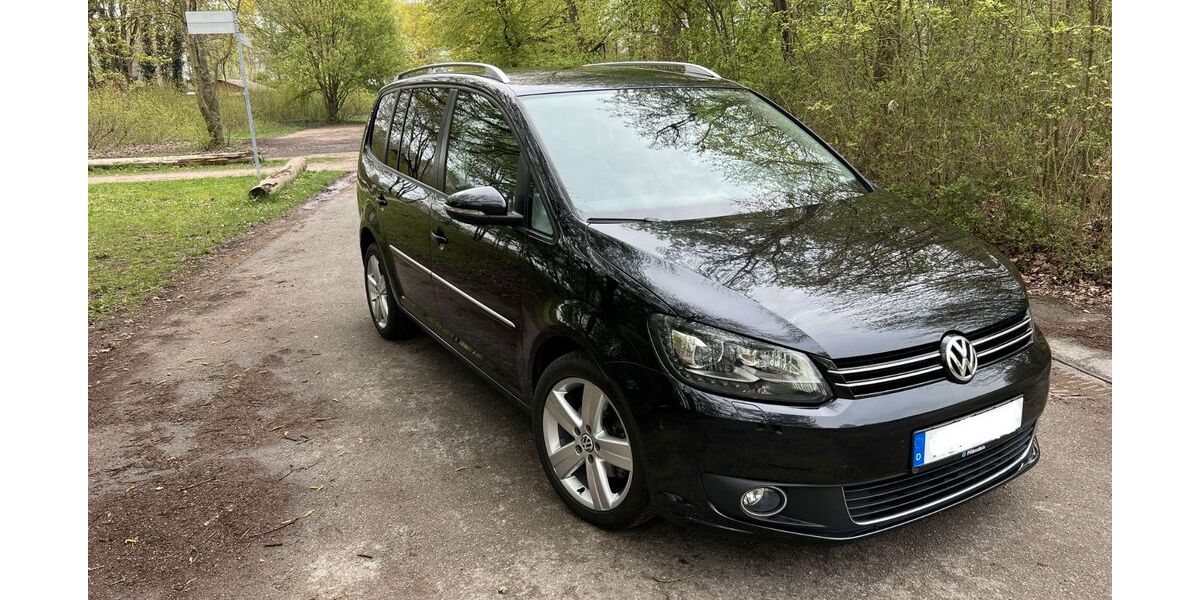 VW Touran 118.000 km 8.390 &euro; Nürnberg 90431