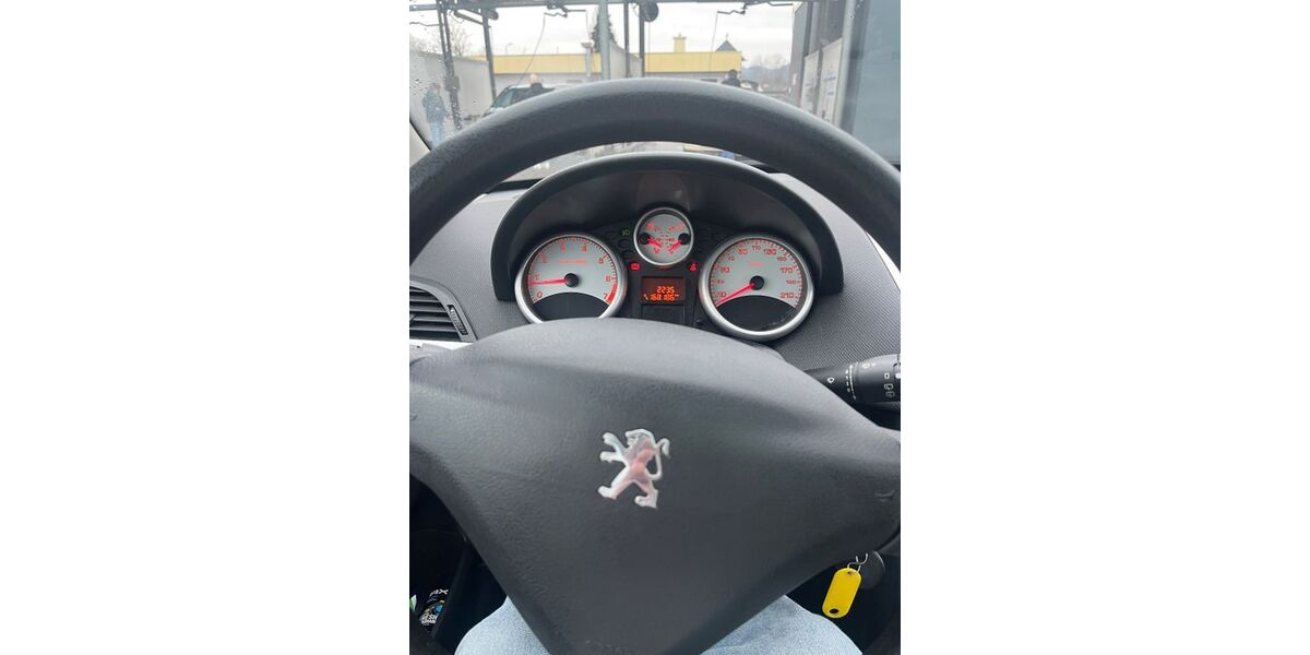 Peugeot 207 169.000 km 4.500 &euro; Bensheim 64625
