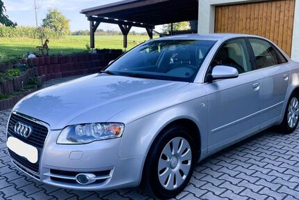 Audi A4 14.900 km 12.990 € Roth 91154