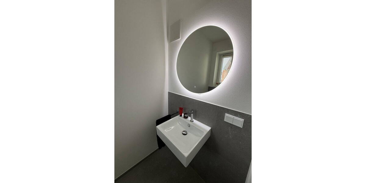 Doppelhaushälfte Bad Homburg Ober-Erlenbach - 6 Zimmer, 185 m&sup2;, 3.850&euro; | Angebot:26483764