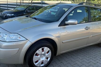 Renault Megane 205.000 km 2.450 &euro; Berlin 13581