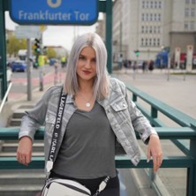 Julia Brandner - Calm your tits 12.09.2026 Alando Palais