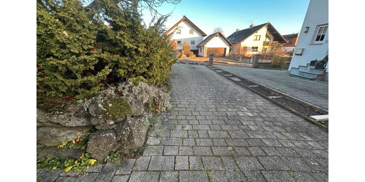 Helle, großzügige 1 Zi EG-Wohnung mit separatem Eingang 1 zimmer