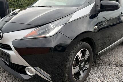 Toyota Aygo (X) 90.000 km 6.700 &euro; Garbsen 30827
