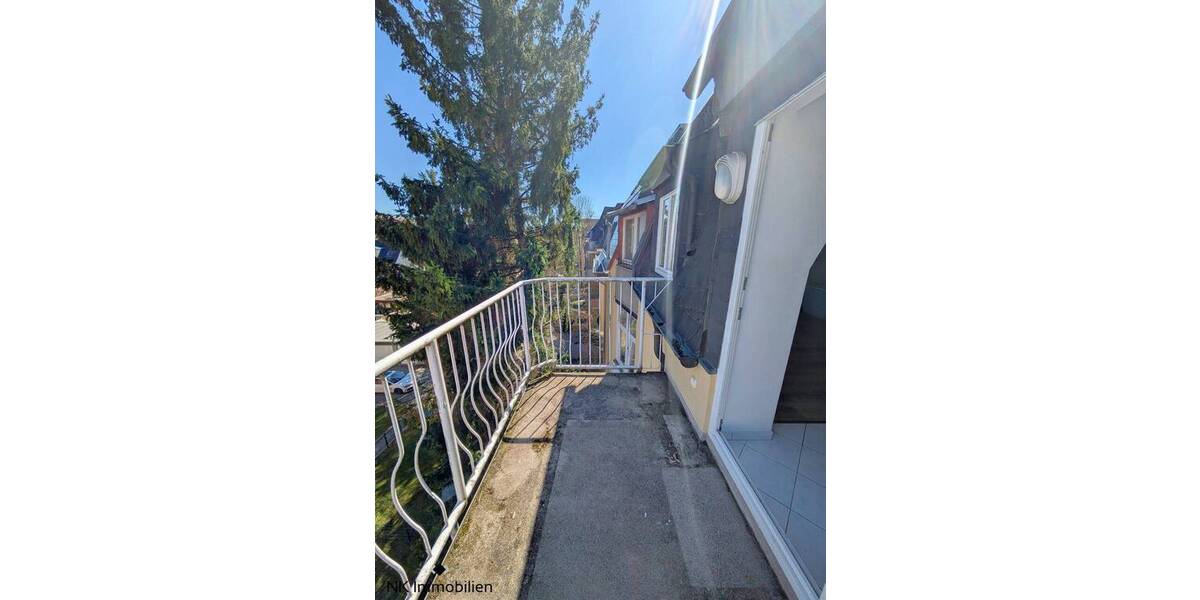 Etagenwohnung Zwickau Pölbitz - 2 Zimmer, 46 m&sup2;, 280&euro; | Angebot:26159702