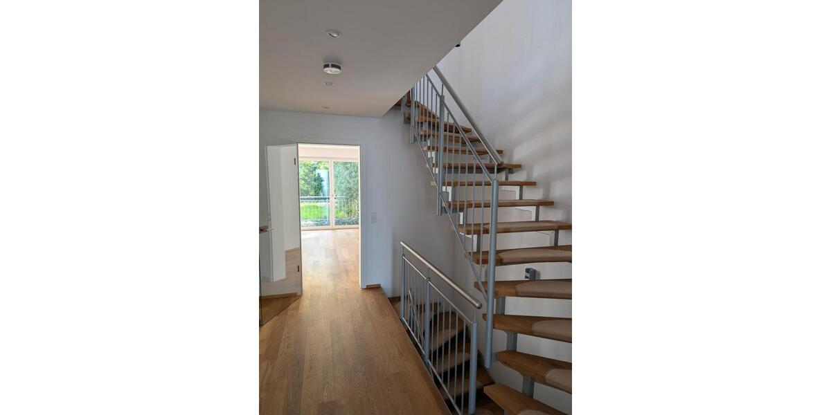 Doppelhaushälfte Hirschberg an der Bergstraße - 5.5 Zimmer, 189 m&sup2;, 2.750&euro; | Angebot:25908450