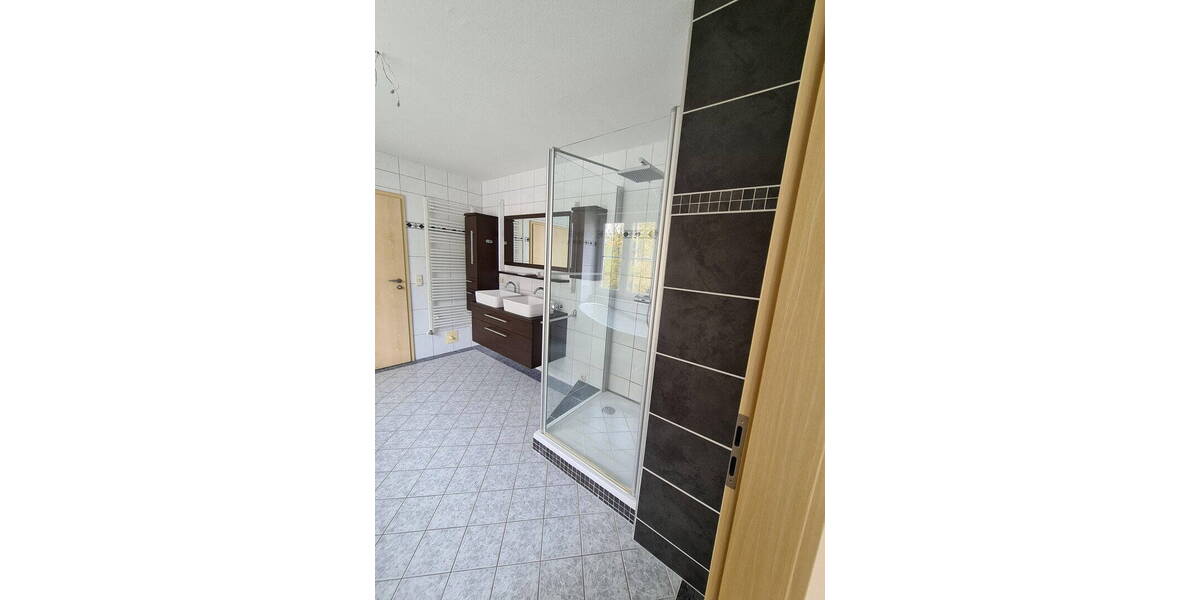 Doppelhaushälfte Landshut Peter u. Paul - 4 Zimmer, 135 m&sup2;, 645.000&euro; | Angebot:26685886