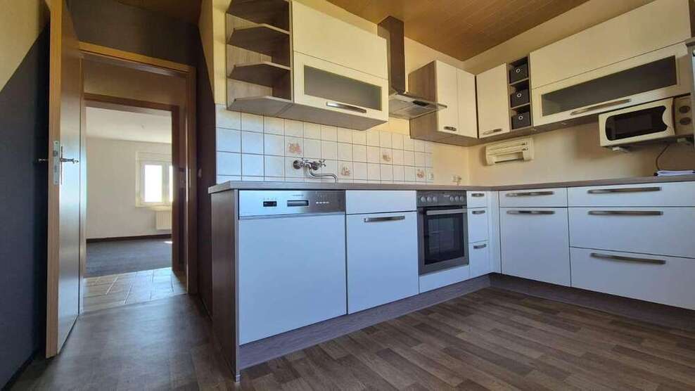 Wohnung zum Mieten in Coschütz 300 € 63 m²