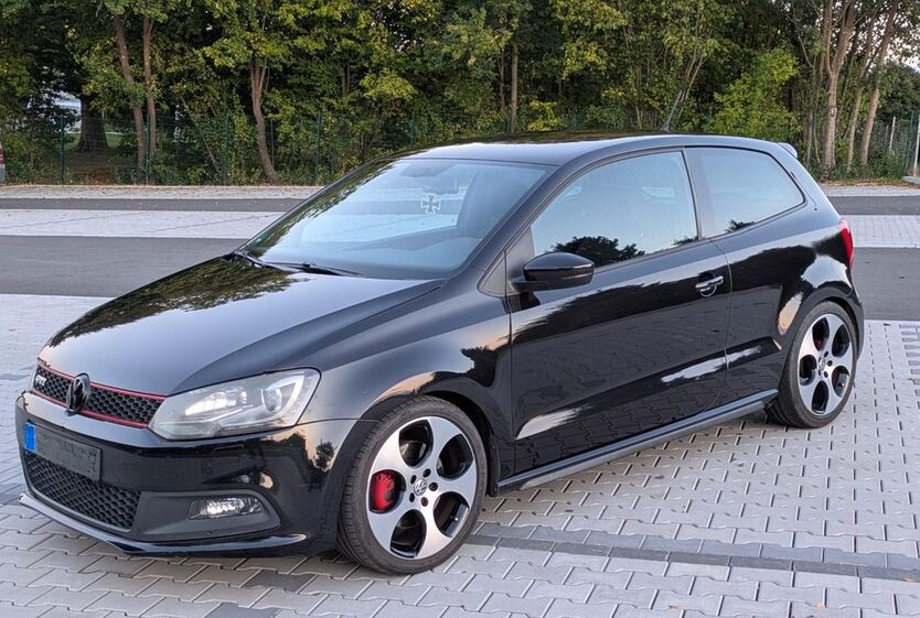 VW Polo 148.300 km 9.999 € Sontra 36205