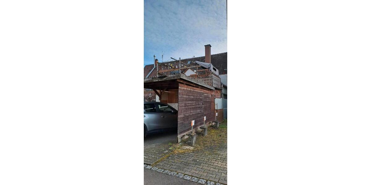 Doppelhaushälfte Nürtingen - 13 Zimmer, 210 m&sup2;, 450.000&euro; | Angebot:25991197