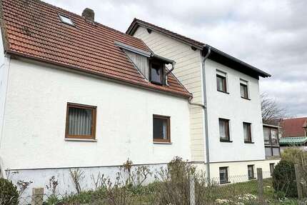 Haus Aufhausen - 7 Zimmer, 210 m&sup2;, 369.000&euro; | Angebot:26398019