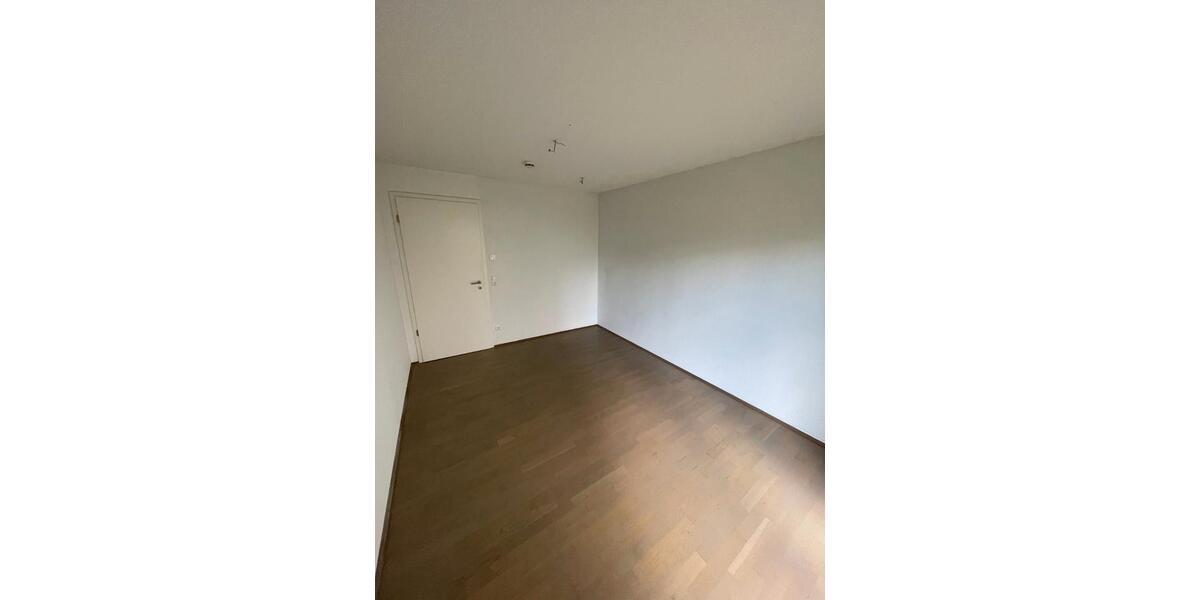 Erdgeschoßwohnung Öhringen - 4 Zimmer, 103 m&sup2;, 1.290&euro; | Angebot:26234287