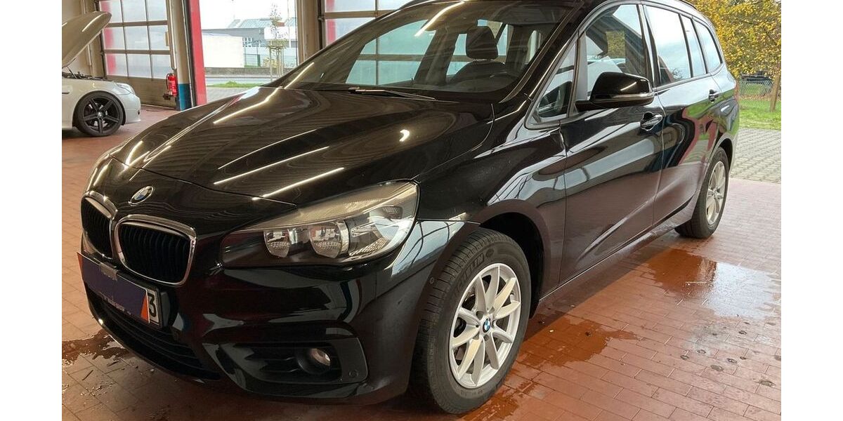 BMW 216 120.131 km 10.990 &euro; Prenzlau 17291