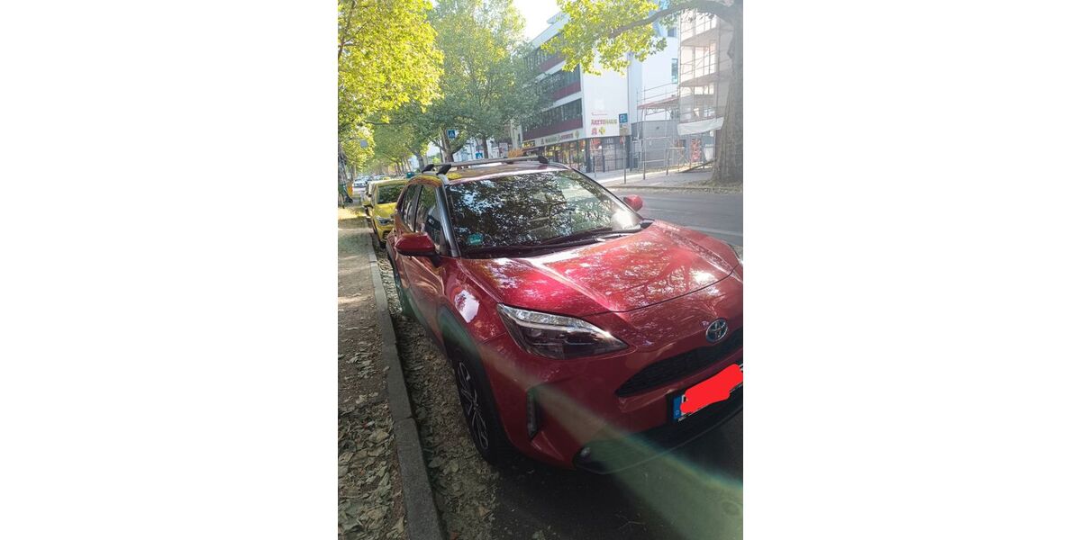 Toyota Yaris Cross 38.000 km 22.000 &euro; Berlin 13409