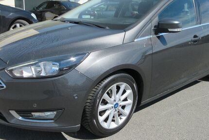 Ford Focus 182.700 km 7.990 &euro; Tauberbischofsheim 97941