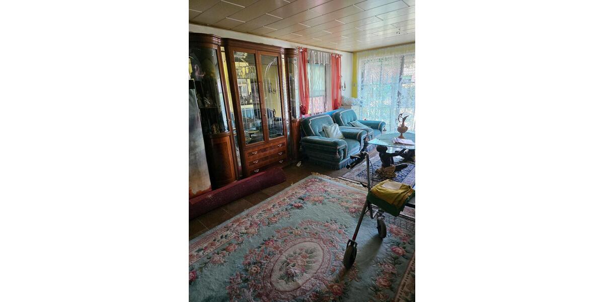 Reihenhaus Neutraubling - 7 Zimmer, 170 m&sup2;, 479.000&euro; | Angebot:26803619