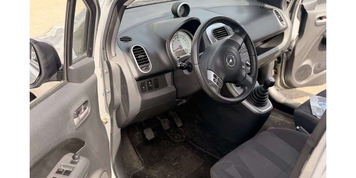 Opel Agila 85.000 km 3.250 &euro; freising 85354