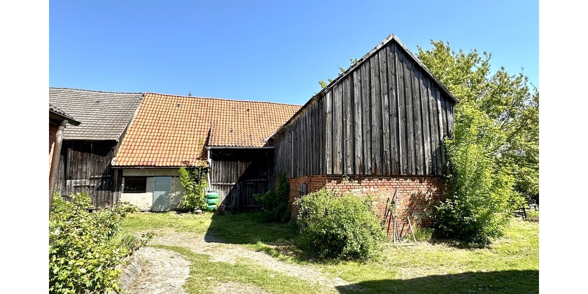 HORN IMMOBILIEN ++ großzügiges Objekt mit verschiedenen Nutzungsmöglichkeiten, Sadelkow bei Friedland - Mehrfamilienhaus, Wohnhaus Datzetal / Sadelkow Sadelkow | Angebot:26807682